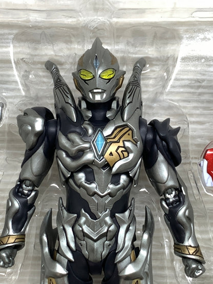 【中古品】 S.H.Figuarts トリガーダーク ウルトラマントリガー フィギュアーツ バンダイ 魂ウェブ商店 フィギュア 044-260918-em-17-min 万代Net店