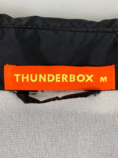 【中古品】【メンズ】 THUNDERBOX サンダーボックス HERO OF MTR JACKET ヒーロー オブ エムティーアール ジャケット アウター ナイロンジャケット 142-260922-hu-42-min サイズ：M カラー：ブラック 万代Net店