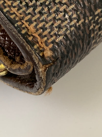 【現状渡し品】【メンズ/レディース】 LOUIS VUITTON ルイ・ヴィトン コンパクト・ジップ ダミエ エベヌ N61668 二つ折り財布 ウォレット 市松模様 179-260913-em-14-min カラー：ブラウン 万代Net店
