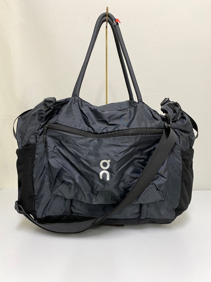 【中古品】【メンズ/レディース】 ON RUNNING オン TRACKPACKLITE 2WAY NYLON BAG トラック パック ライト ツーウェイ ナイロン バッグ 188-260927-em-25-min カラー：ブラック系 万代Net店