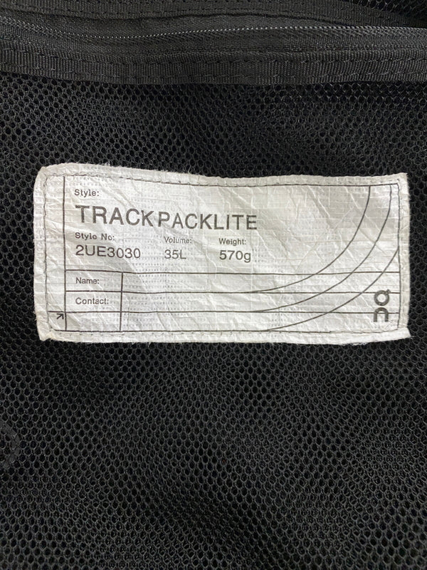 【中古品】【メンズ/レディース】 ON RUNNING オン TRACKPACKLITE 2WAY NYLON BAG トラック パック ライト ツーウェイ ナイロン バッグ 188-260927-em-25-min カラー：ブラック系 万代Net店