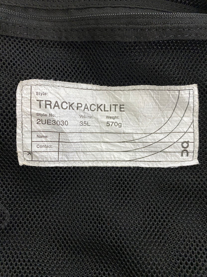 【中古品】【メンズ/レディース】 ON RUNNING オン TRACKPACKLITE 2WAY NYLON BAG トラック パック ライト ツーウェイ ナイロン バッグ 188-260927-em-25-min カラー：ブラック系 万代Net店