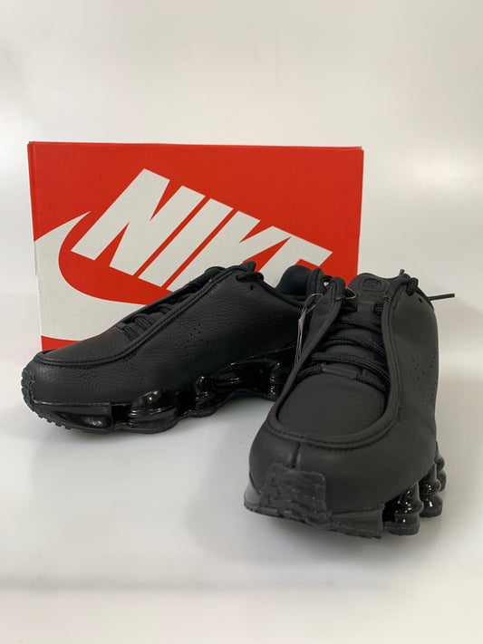 【中古美品】【メンズ】 NIKE ナイキ SHOX TL SE IR2097-001 ショックス TL SE スニーカー メンズ シューズ 靴 160-260913-em-03-min サイズ：27.5cm カラー：Triple Black 万代Net店