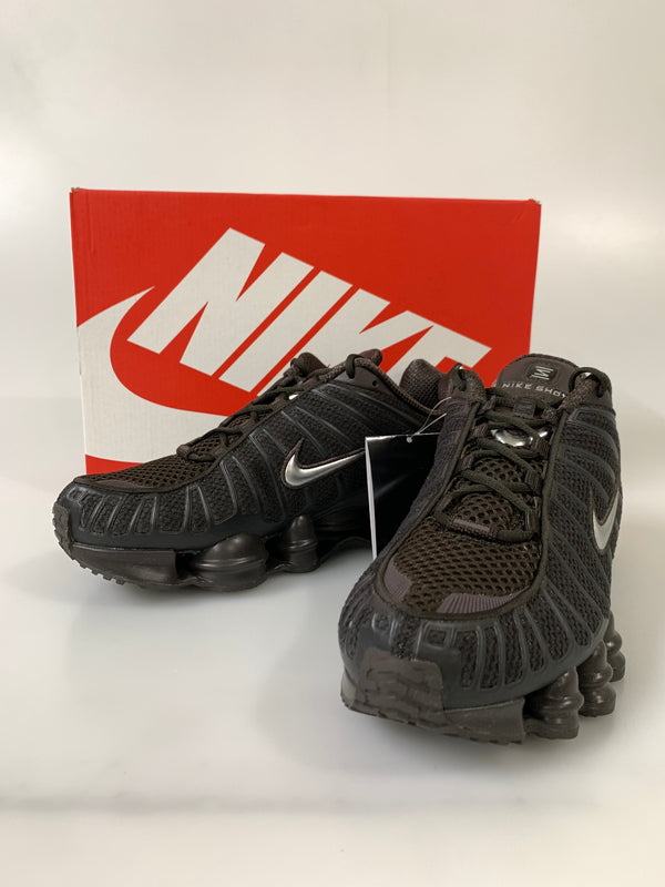 【中古美品】【メンズ】 NIKE ナイキ W SHOX TL ウィメンズ ショックス TL VELVET IH2559-201 メンズ スニーカー シューズ 靴 160-260913-em-02-min サイズ：27.5cm カラー：BROWN MTLC SILVER 万代Net店