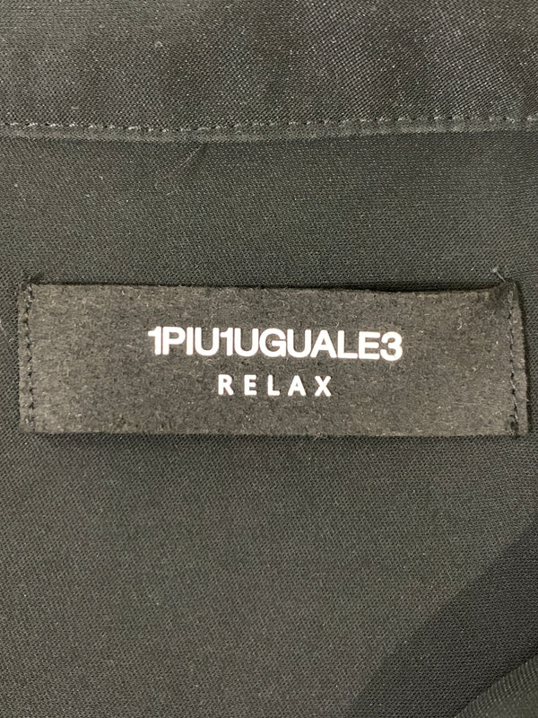 【中古品】【メンズ】 1PIU1UGUALE3 RELAX ウノ ピゥ ウノ ウグァーレ トレ リラックス BACK LOGO SHIRT ブラック ロゴ シャツ 半袖 ショートスリーブ 140-260922-hu-38-min サイズ：L カラー：ブラック 万代Net店