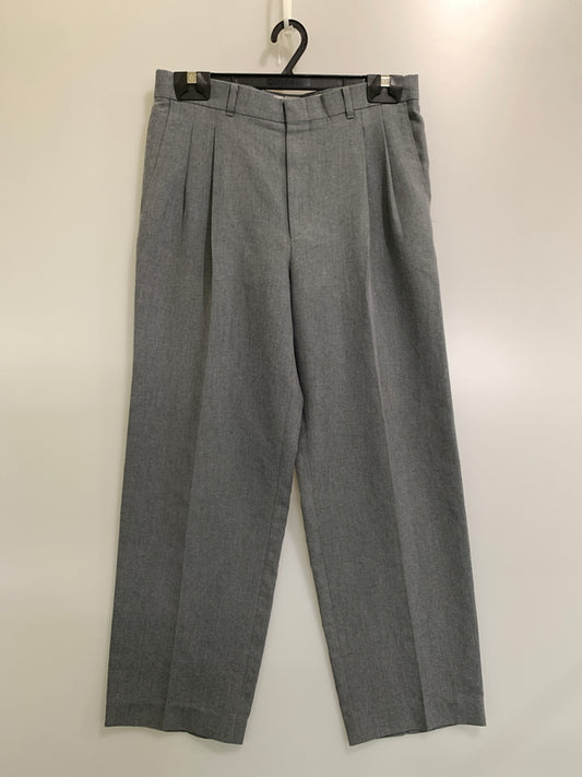 【中古品】【メンズ】 LEVI'S TRAVELERS リーバイス トラベラーズ ロケットタロン 2タック スラックスパンツ ボトムス 157-260916-hu-46-min サイズ：表記なし不明 カラー：グレー 万代Net店