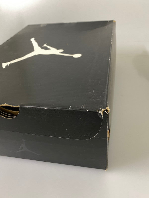 【中古品】【メンズ】 NIKE ナイキ AIR JORDAN 8 RETRO エアジョーダン 8 レトロ 305381-103 靴 スニーカー シューズ 160-260916-hu-09-min カラー：WHITE/BLACK-TRUE RED 万代Net店