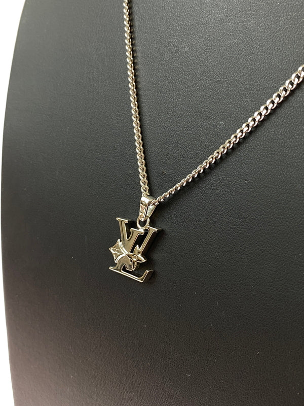 【中古品】【メンズ/レディース】 LOUIS VUITTON ルイヴィトン モノグラム ロウ ネックレス M02254 アクセサリー 179-260923-hu-19-min カラー：シルバー 万代Net店