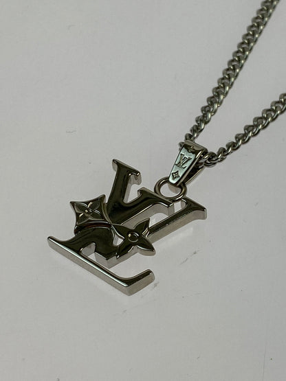【中古品】【メンズ/レディース】 LOUIS VUITTON ルイヴィトン モノグラム ロウ ネックレス M02254 アクセサリー 179-260923-hu-19-min カラー：シルバー 万代Net店