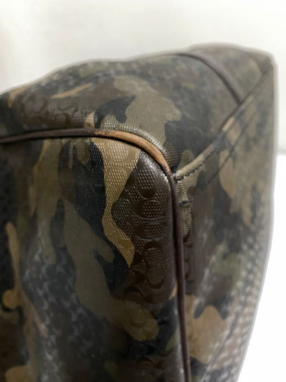【中古品】【メンズ/レディース】 COACH コーチ CAMOUFLAGE BOSTON BAG F93230 ヘリテージ シグネチャー ロール ダッフル カモフラージュ ボストンバッグ 鞄 カバン 180-260927-em-28-min カラー：ブラウン系 万代Net店