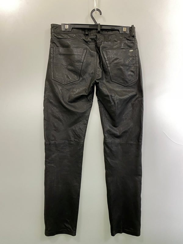 【中古品】【メンズ】 DIESEL ディーゼル LAMB LEATHER PANT ラム レザー パンツ ボトムス 152-260918-hu-10-min サイズ：30 カラー：ブラック 万代Net店