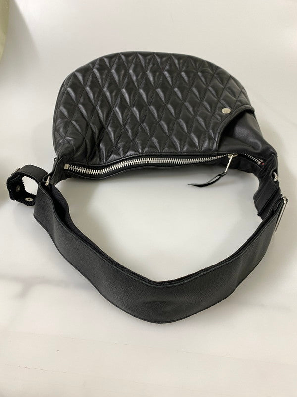 【中古品】【レディース】 SCHOTT ショット PADDED LEATHER BANANA BAG パデッド レザー バナナ バッグ 188-260918-hu-43-min カラー：ブラック 万代Net店