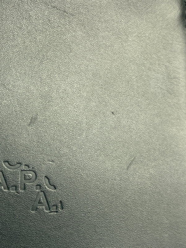 【中古品】【メンズ】 A.P.C. アーペーセー LEATHER POUCH レザー ポーチ 小物 188-261004-hu-17-min カラー：グリーン系 万代Net店