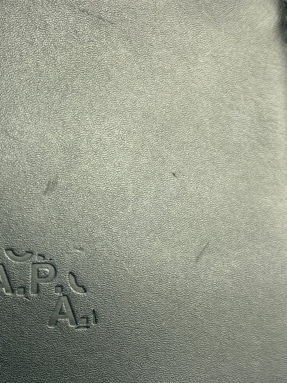 【中古品】【メンズ】 A.P.C. アーペーセー LEATHER POUCH レザー ポーチ 小物 188-261004-hu-17-min カラー：グリーン系 万代Net店