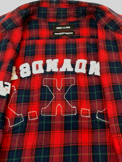 【中古品】【メンズ】 WIND AND SEA × GOD SELECTION XXX ウィンダンシー ゴッド セレクション トリプルエックス LS FLANNEL SHIRT フランネル シャツ WDS-XXX-21A-05 142-260923-hu-15-min サイズ：M カラー：レッド系（チェック） 万代Net店