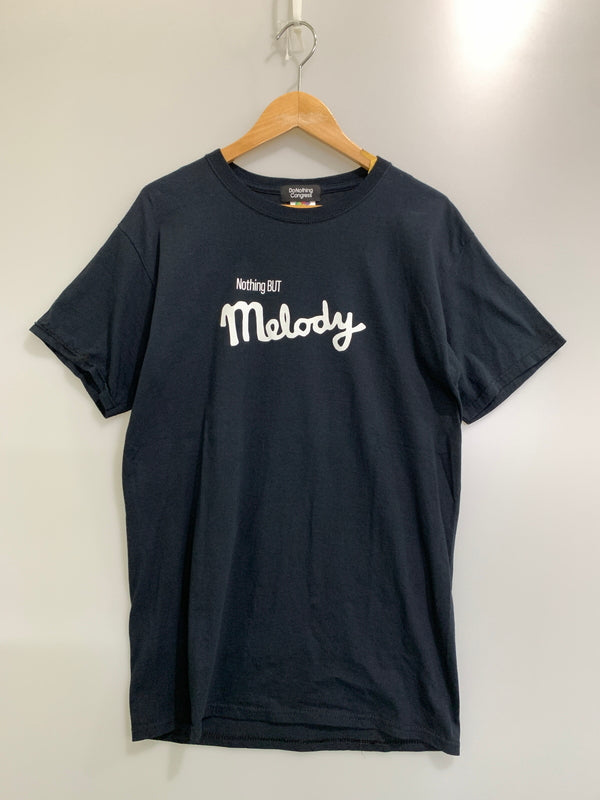 【中古品】【メンズ】 DO NOTHING CONGRESS ドゥー ナッシング コングレス NOTHING BUT MELODY TEE ナッシング バット メロディー ティー 半袖 ショートスリーブ 140-260916-hu-43-min サイズ：M カラー：ブラック 万代Net店