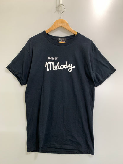 【中古品】【メンズ】 DO NOTHING CONGRESS ドゥー ナッシング コングレス NOTHING BUT MELODY TEE ナッシング バット メロディー ティー 半袖 ショートスリーブ 140-260916-hu-43-min サイズ：M カラー：ブラック 万代Net店