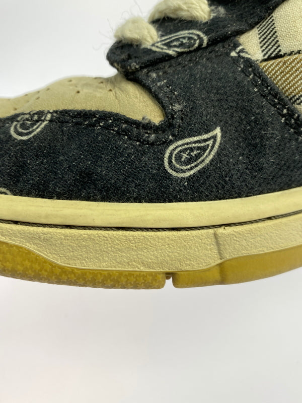 【中古品】【メンズ】 NIKE ナイキ × TRAVIS SCOTT SB DUNK LOW PRM QS CT5053-001 トラヴィス スコット ダンク ロー スニーカー 靴 160-260917-yn-05-min サイズ：26.5cm US8.5 カラー：BLACK/BLACK-PARACHUTE BEIGE 万代Net店