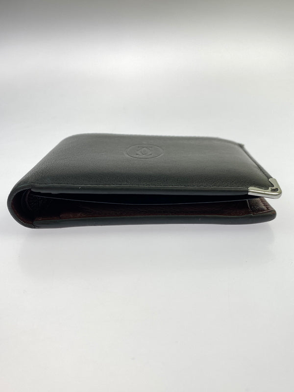 【中古品】【メンズ/レディース】 CARTIER カルティエ MUST DE CARTIER WALLET マスト ドゥ カルティエ ウォレット 二つ折り財布 小物 レザー 181-260925-em-54-min カラー：ブラック 万代Net店
