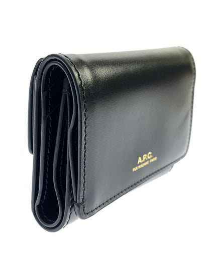 【中古品】【メンズ/レディース】 A.P.C. アーペーセー コンパクトウォレット 財布 小物 三つ折り財布 シンプル 201-260925-em-61-min カラー：ブラック 万代Net店