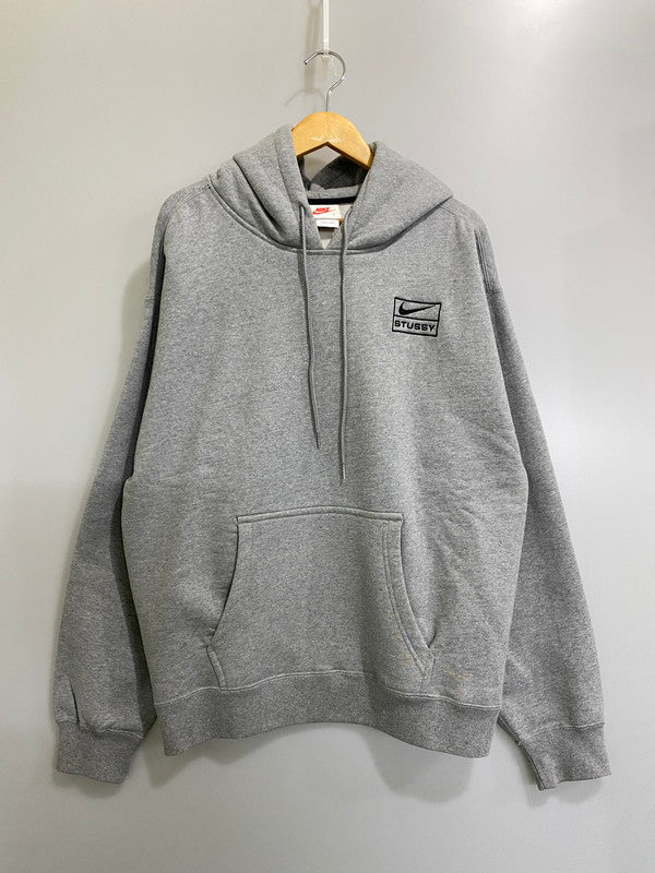 【中古品】【メンズ】 NIKE ナイキ × STUSSY ステューシー DJ9488-063 NRG WASHED HOODIE エナジー ウォッシュド フーディ 142-260926-zi-22-min サイズ：Ｓ カラー：ライトグレー 万代Net店