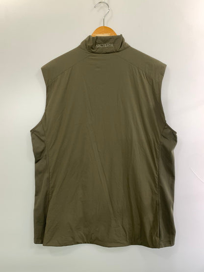 【中古品】【メンズ】 ARC'TERYX アークテリクス ATOM VEST アトム ベスト メンズ 高機能 化繊中綿ベストフルジップ 144-260925-em-04-min サイズ：L カラー：カーキ 万代Net店