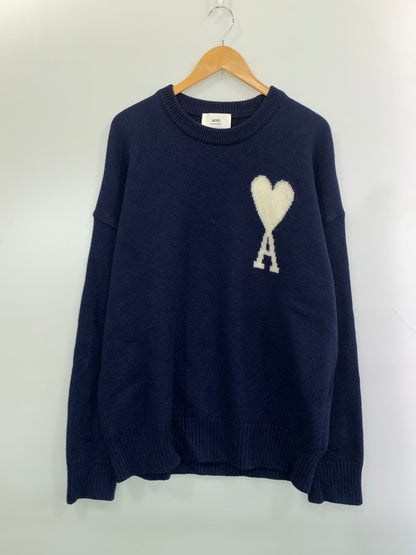 【中古品】【メンズ】 AMI PARIS アミ パリス ADC CREWNECK SWEATER UKS002 018 クルーネック セーター メンズ トップス 丸首 ニット ハート 141-260925-em-05-min サイズ：XL カラー：ネイビー 万代Net店