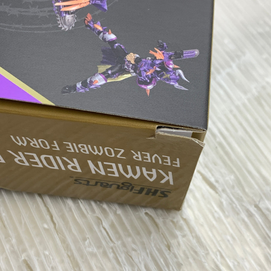 【現状渡し品】 S.H.F 仮面ライダーバッファ フィーバーゾンビフォーム バンダイナムコ フィギュアーツ 魂ウェブ商店 仮面ライダーギーツ 042-260924-em-09-min 万代Net店
