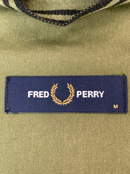 【中古品】【メンズ】 FRED PERRY フレッドペリー M-51 モッズコート J4583 メンズ アウター モッズパーカー ミリタリー 141-260925-em-06-min サイズ：M カラー：オリーブグリーン 万代Net店
