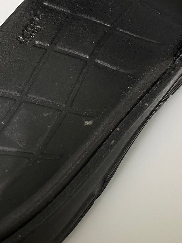 【中古品】【メンズ】 VETEMENS ヴェトモン × REEBOK リーボック SW5419 USS19RE4 CLASSIC SLIDE サンダル 164-260926-zi-38-min サイズ：26cm カラー：ブラック 万代Net店