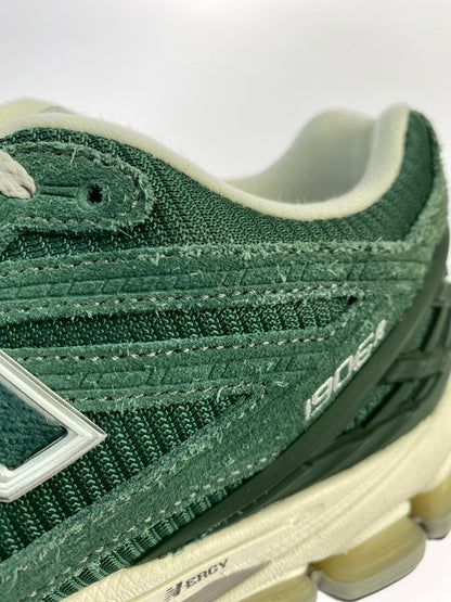 【中古品】【メンズ】 NEW BALANCE ニューバランス M1906RX メンズ スニーカー 靴 シューズ 163-260927-em-11-min サイズ：28.0cm カラー：ナイトウォッチグリーン 万代Net店