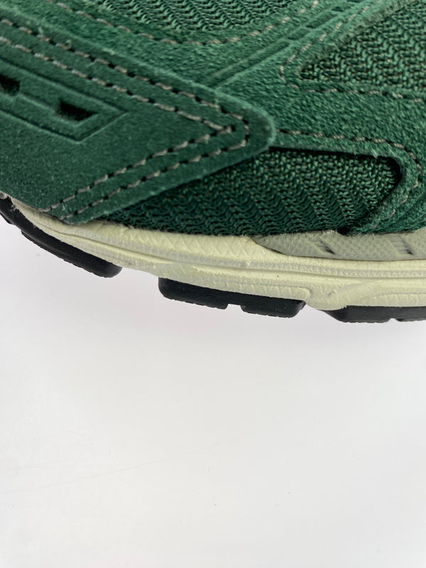 【中古品】【メンズ】 NEW BALANCE ニューバランス M1906RX メンズ スニーカー 靴 シューズ 163-260927-em-11-min サイズ：28.0cm カラー：ナイトウォッチグリーン 万代Net店