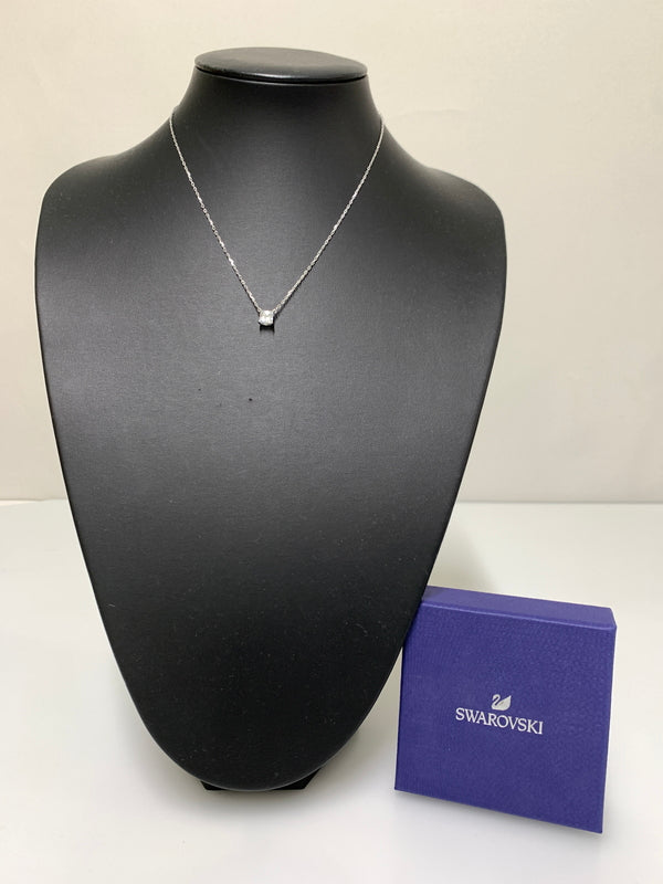 【中古品】【レディース】 SWAROVSKI スワロフスキー ATTRACT NECKLACE 5510696 アトラクト ネックレス スクエアカット クリアクリスタル アクセサリー ジュエリー 192-260927-em-40-min カラー：シルバー 万代Net店