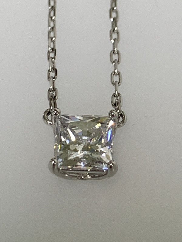 【中古品】【レディース】 SWAROVSKI スワロフスキー ATTRACT NECKLACE 5510696 アトラクト ネックレス スクエアカット クリアクリスタル アクセサリー ジュエリー 192-260927-em-40-min カラー：シルバー 万代Net店
