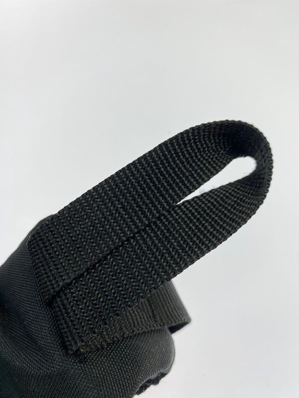 【現状渡し品】【メンズ】 ONEILL オニール スリングバッグ ワンショルダーバッグ ボディバッグ カバン 188-261004-hu-27-min カラー：グレー/ブラック 万代Net店