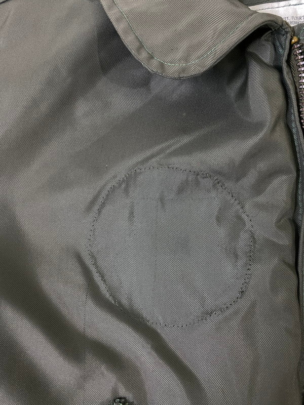 【現状渡し品】【メンズ】 MILITARY ミリタリー DLA100-87-C-0753 FLIGHT JACKET フライトジャケット アウター 146-260926-zi-15-min サイズ：L カラー：グリーンカーキ 万代Net店