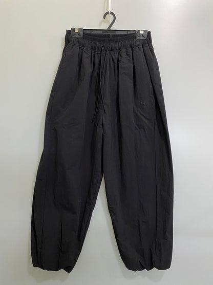 【中古美品】【メンズ】 FUMITO GANRYU フミト ガンリュウ × PUMA BAGGY SLACKS プーマ バギー スラックス パンツ ボトムス 151-260930-yn-03-min サイズ：M カラー：ブラック 万代Net店