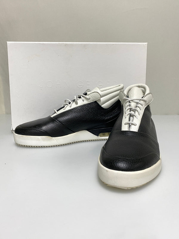 【中古品】【メンズ】 JOHN GEIGER ジョン ガイガー LEATHER SNEAKER レザー スニーカー 靴 シューズ 162-260926-zi-40-min サイズ：9 カラー：BLACK/WHITE 万代Net店