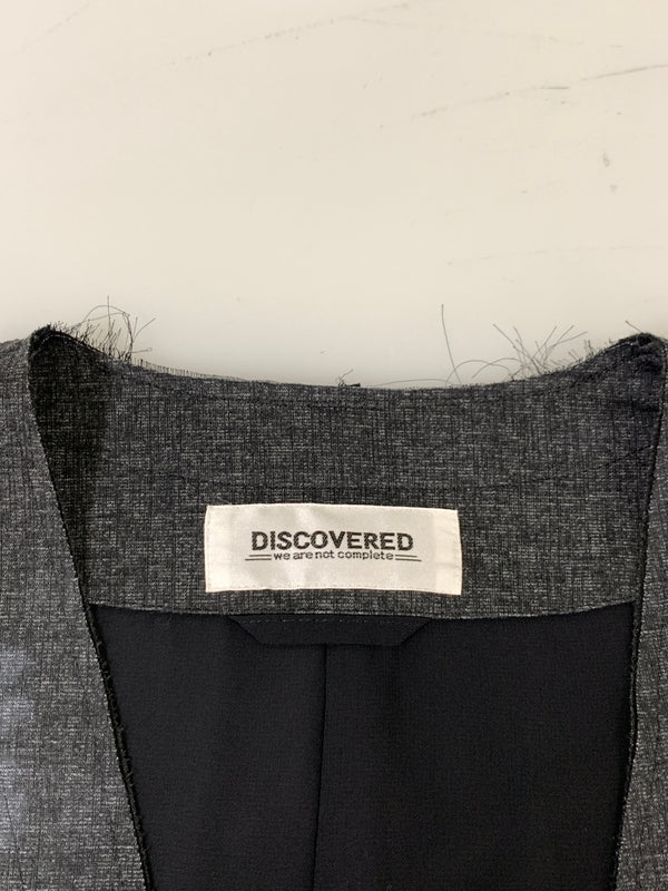 【中古品】【メンズ】 DISCOVERED ディスカバード 24SS GRAFFITI JACKET DC-SS24-JK-02 グラフィティ ジャケット 落書き風 メンズ 上着 140-261005-em-23-min サイズ：1 カラー：ダークグレー 万代Net店