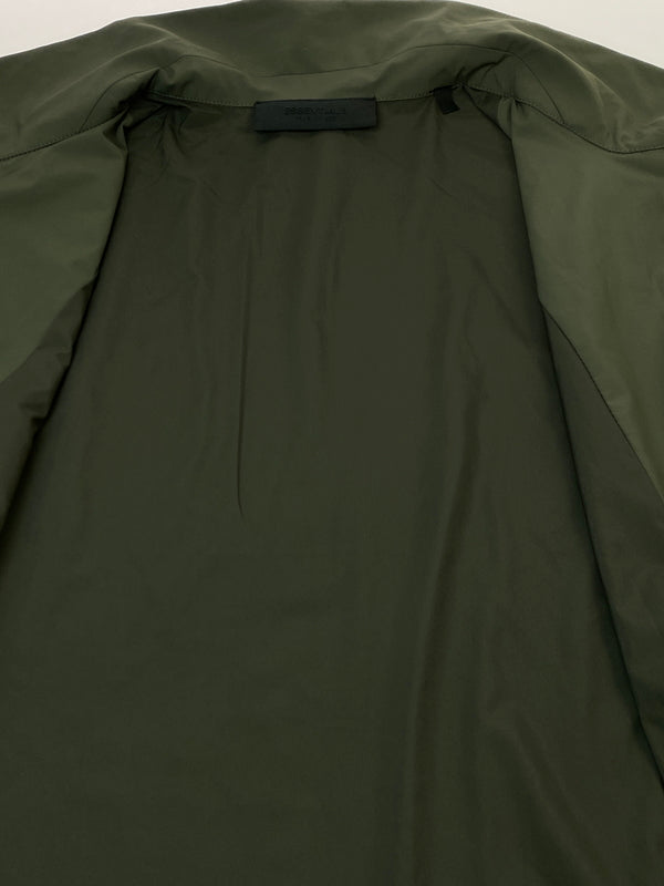 【中古品】【メンズ】 FOG ESSENTIALS フォグ エッセンシャルズ NYLON LONG COAT ナイロン ロング コート メンズ アウター 142-261007-em-25-min サイズ：L カラー：モスグリーン系 万代Net店