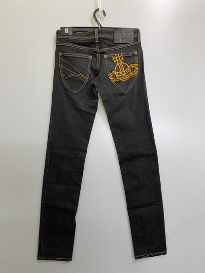 【中古品】【メンズ】 VIVIENNE WESTWOOD ANGLOMANIA ヴィヴィアンウエストウッド アングロマニア × LEE リー SLIM JEANS スリム ジーンズ ボトムス 152-260926-zi-28-min サイズ：W26/L33 カラー：ブラックインディゴ 万代Net店