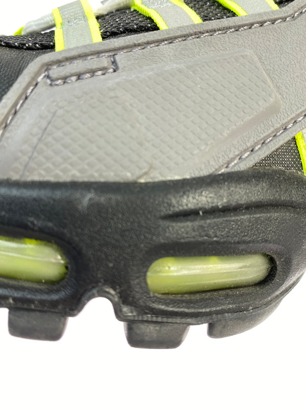 【中古品】【メンズ】 NIKE ナイキ AIR MAX 95 NDSTRKT CZ3591-002 エアマックス95 インデストラクト スニーカー シューズ 靴 160-260927-em-03-min サイズ：27.0cm カラー：NEON YELLOW 万代Net店