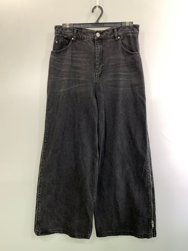 【中古品】【メンズ】 ADIDAS アディダス ADILENIUM SEASON3 ZIP WASHED DENIM アディレニウム シーズンスリー ジップ ウォッシュド デニム JX9211 ジーパン ボトムス 159-260929-hu-19-min サイズ：33 カラー：ブラック 万代Net店
