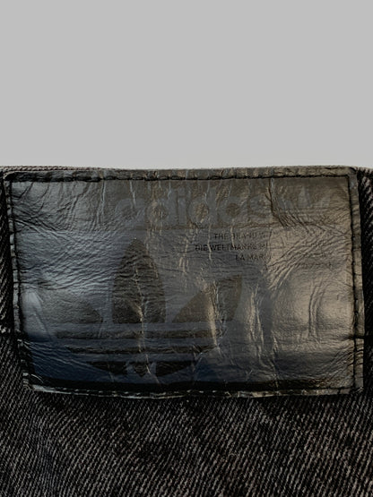 【中古品】【メンズ】 ADIDAS アディダス ADILENIUM SEASON3 ZIP WASHED DENIM アディレニウム シーズンスリー ジップ ウォッシュド デニム JX9211 ジーパン ボトムス 159-260929-hu-19-min サイズ：33 カラー：ブラック 万代Net店