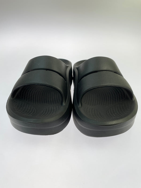 【中古品】【レディース】 OOFOS ウーフォス OOMEGA OOAHH ウーメガ ウーアー 厚底 リカバリー サンダル スライド型 靴 シューズ 167-260927-em-19-min サイズ：24.0cm カラー：ブラック 万代Net店