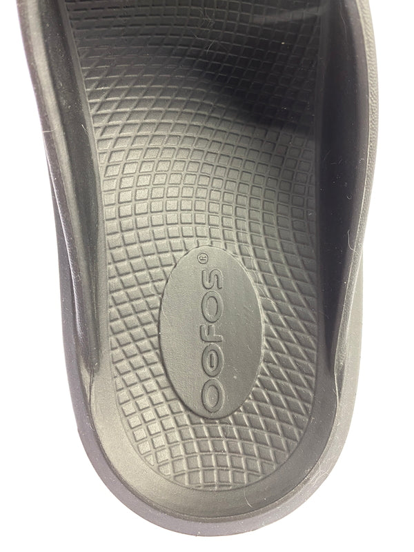 【中古品】【レディース】 OOFOS ウーフォス OOMEGA OOAHH ウーメガ ウーアー 厚底 リカバリー サンダル スライド型 靴 シューズ 167-260927-em-19-min サイズ：24.0cm カラー：ブラック 万代Net店