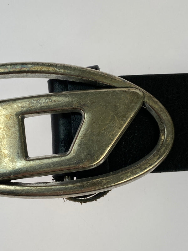【現状渡し品】【メンズ】 DIESEL ディーゼル カウレザーベルト X08516 小物 205-260929-hu-42-min サイズ：34インチ カラー：ブラック/シルバー 万代Net店