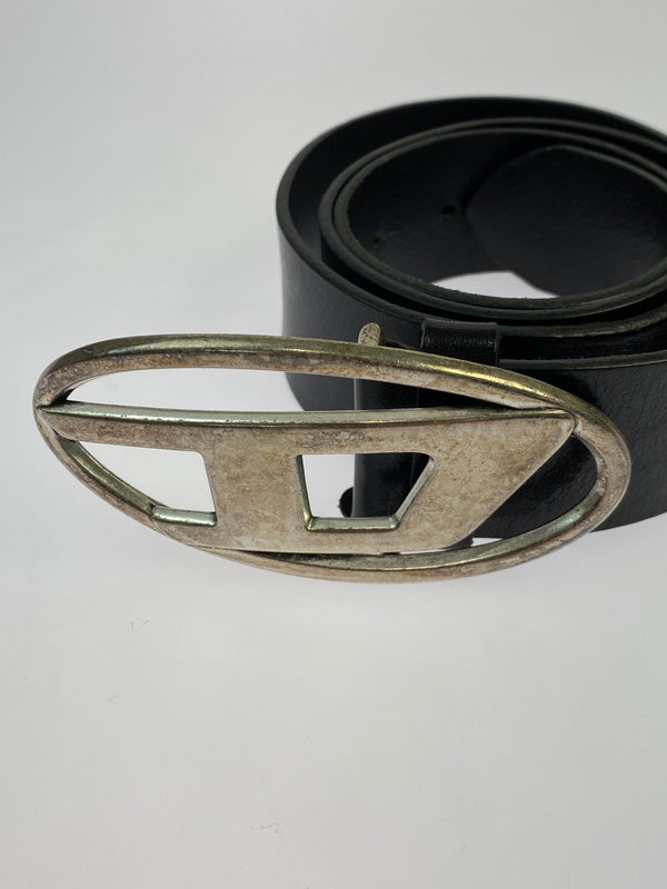 【現状渡し品】【メンズ】 DIESEL ディーゼル カウレザーベルト X08516 小物 205-260929-hu-42-min サイズ：34インチ カラー：ブラック/シルバー 万代Net店