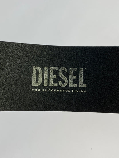 【現状渡し品】【メンズ】 DIESEL ディーゼル カウレザーベルト X08516 小物 205-260929-hu-42-min サイズ：34インチ カラー：ブラック/シルバー 万代Net店