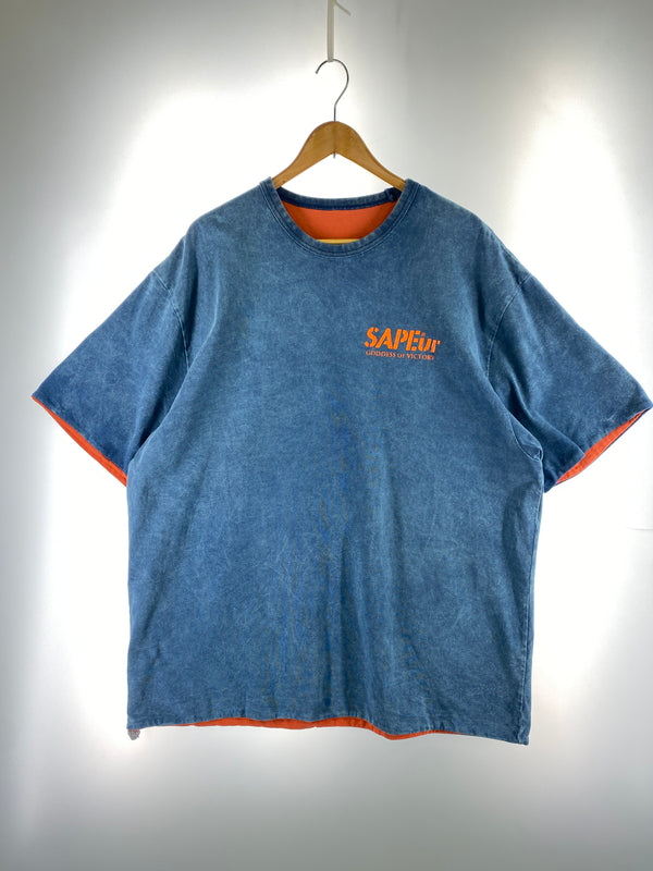【中古品】【メンズ】 SAPEUR サプール 24SS A ELEGANTES REVERSIBLE SS TEE ア エレガンテス リバーシブル ショートスリーブ 半袖Tシャツ メンズ トップス 142-261005-em-06-min サイズ：XXL カラー：ブルー/オレンジ 万代Net店